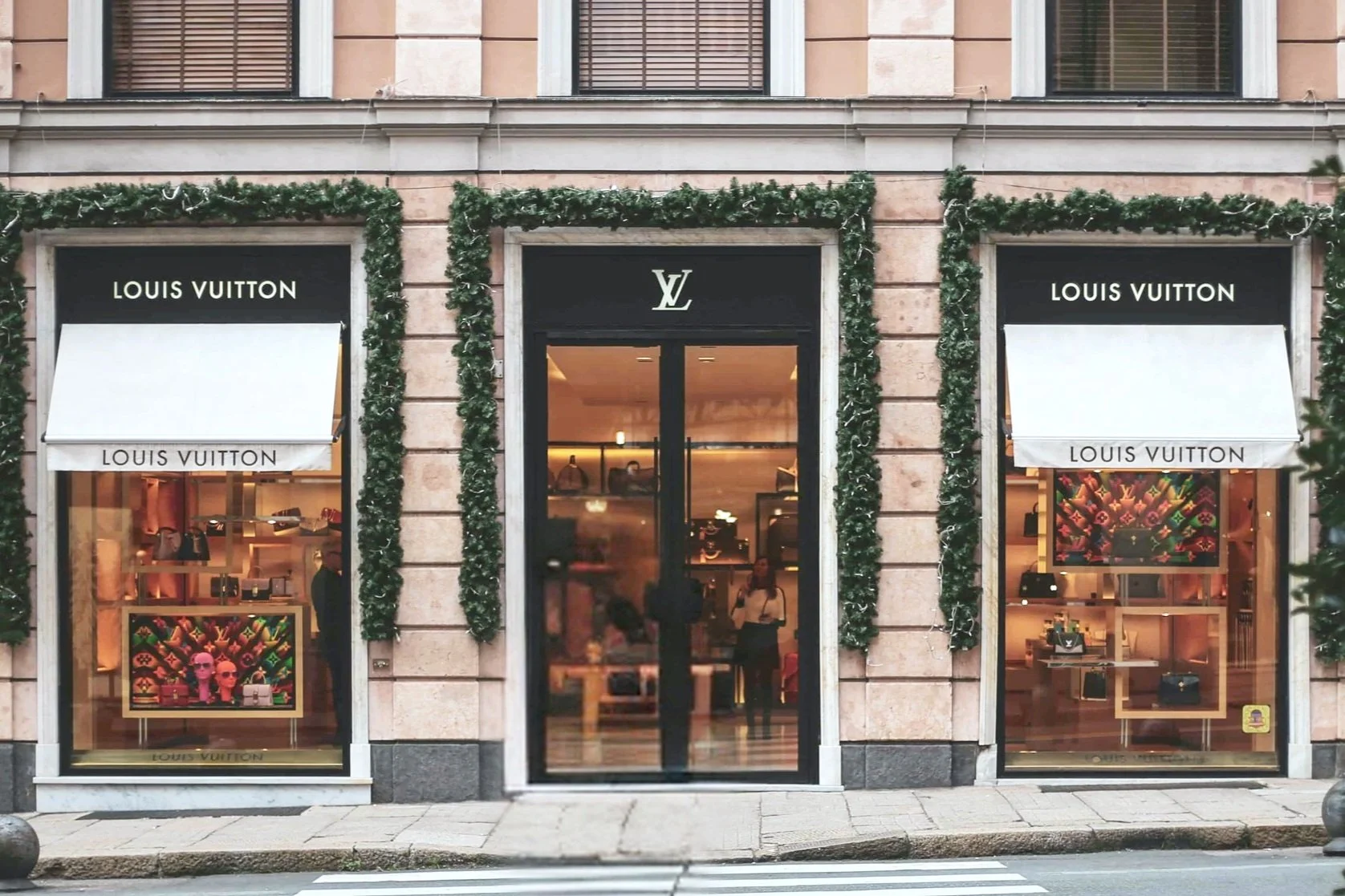 Louis Vuitton Secondary Boutique