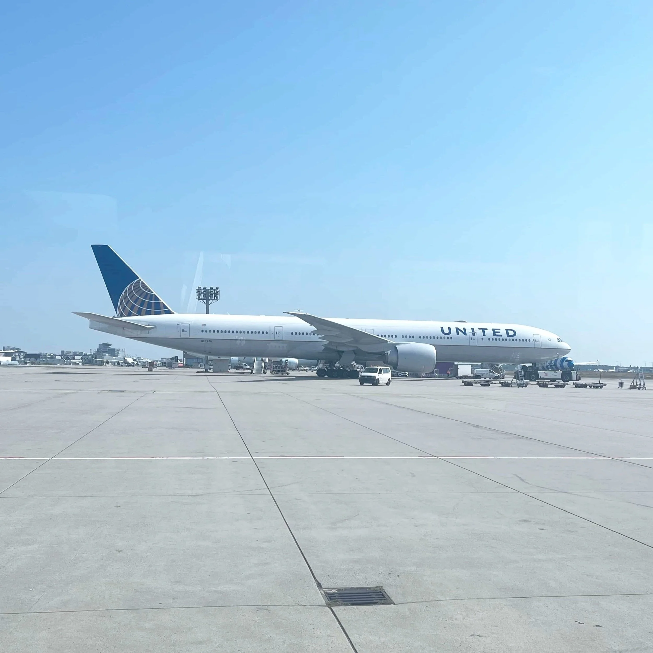 United Airlines (1)