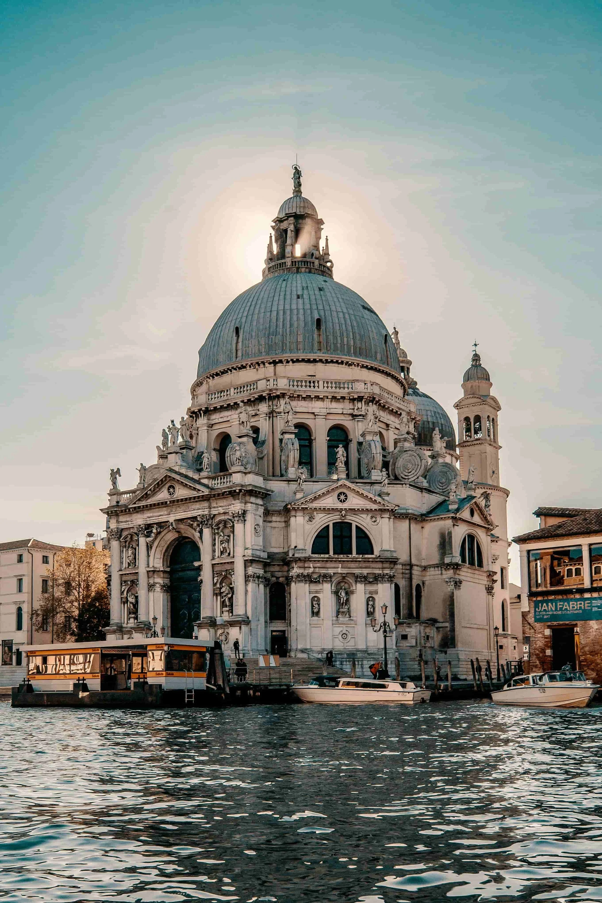 Architecture design venice santa maria della salute