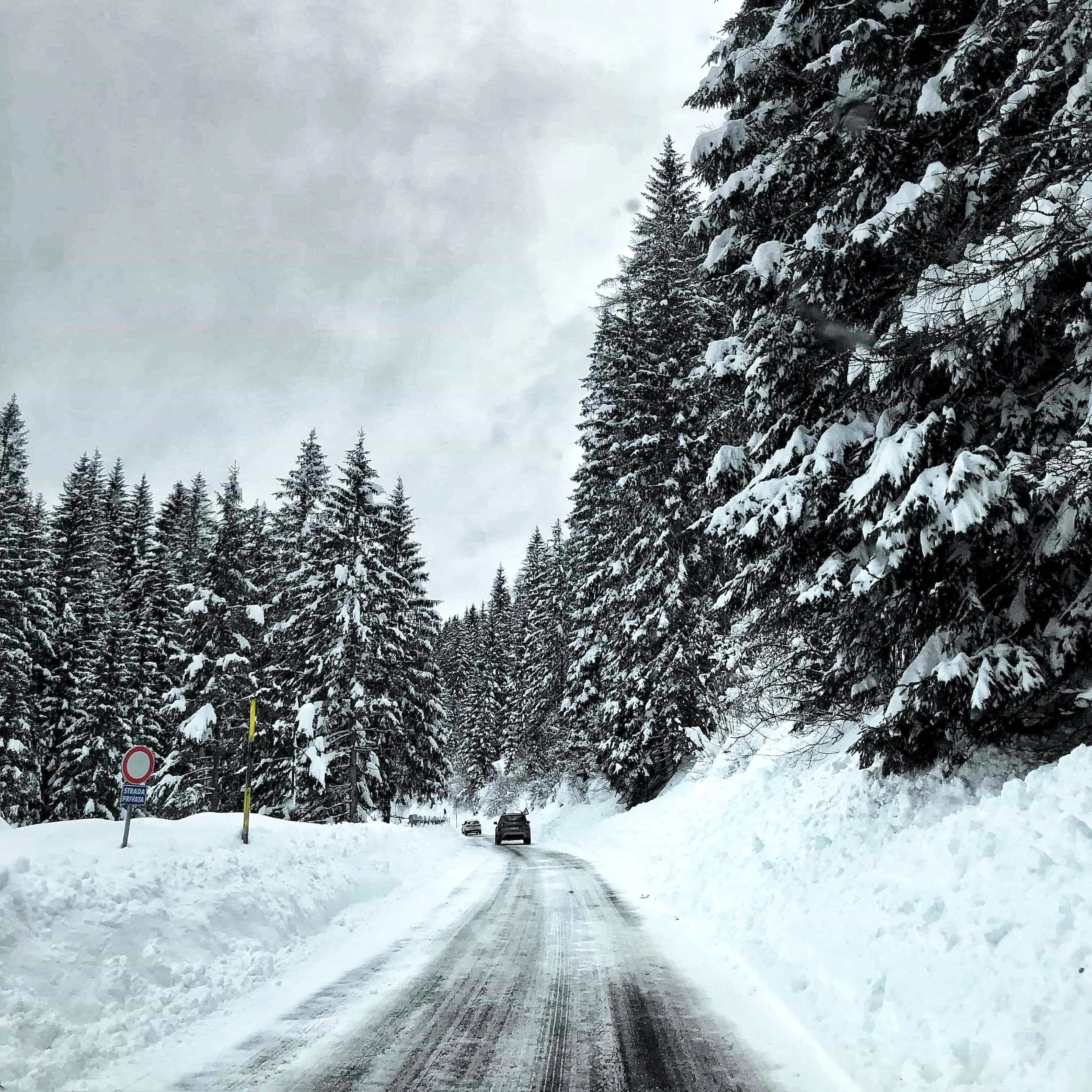 Cortina snowy roadways