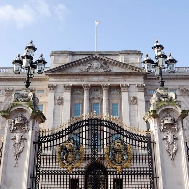 Europe historical places london buckingham palace