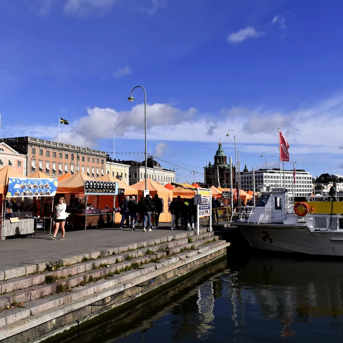Helsinki finland kauppatori