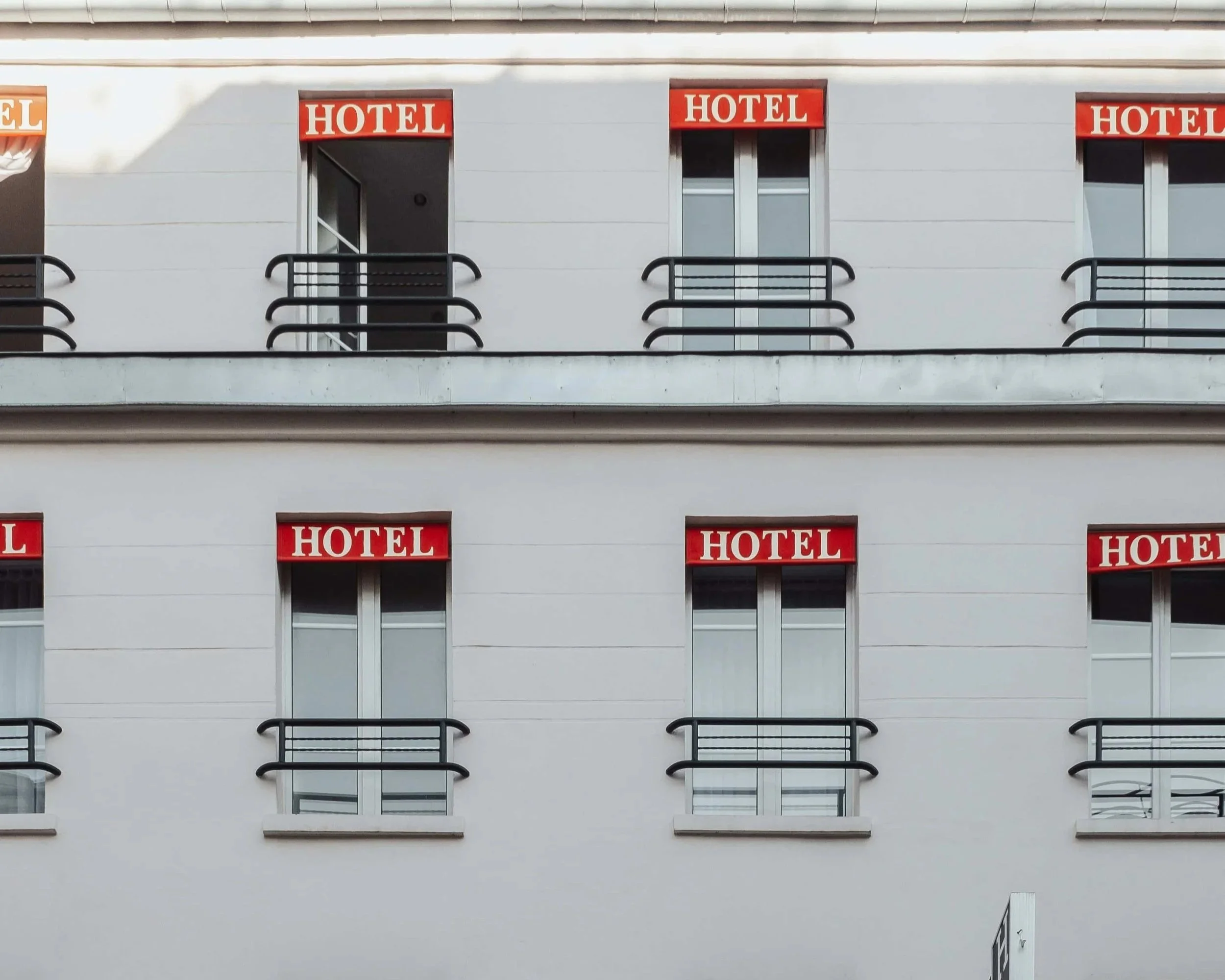 Hero how to choose a hotel in europe