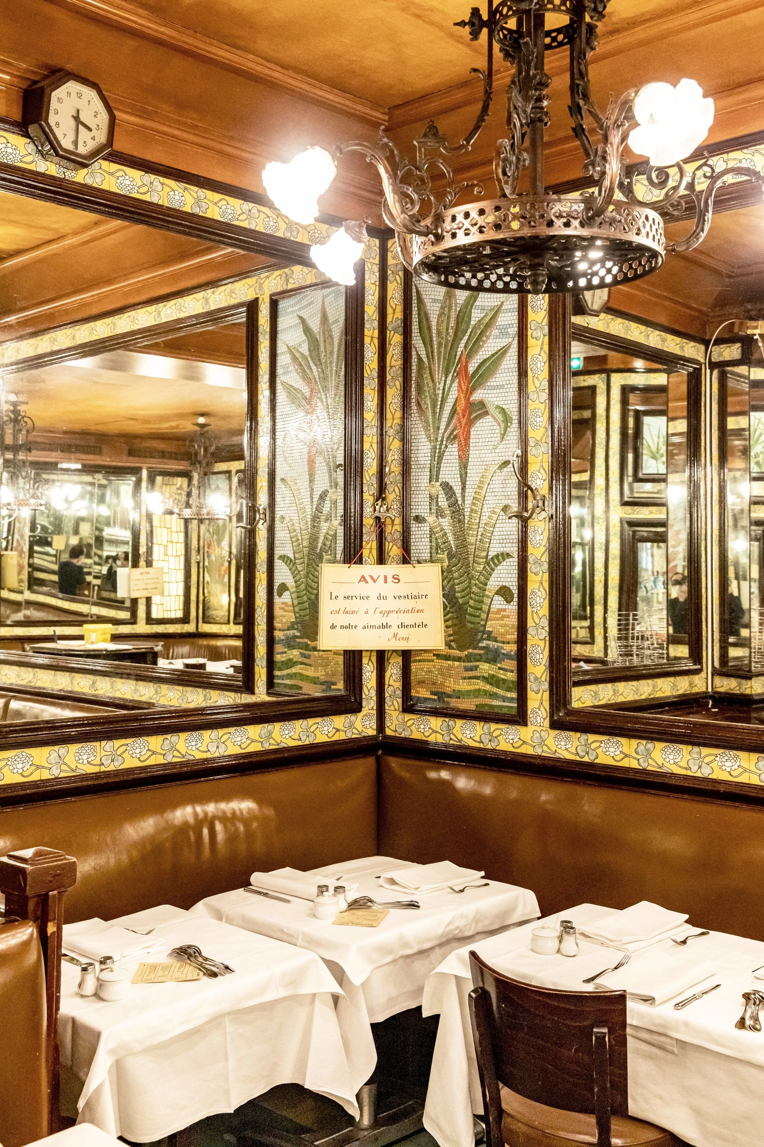 Service continu paris brasserie lipp